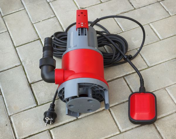Submersible Pump Installation in Tuscaloosa